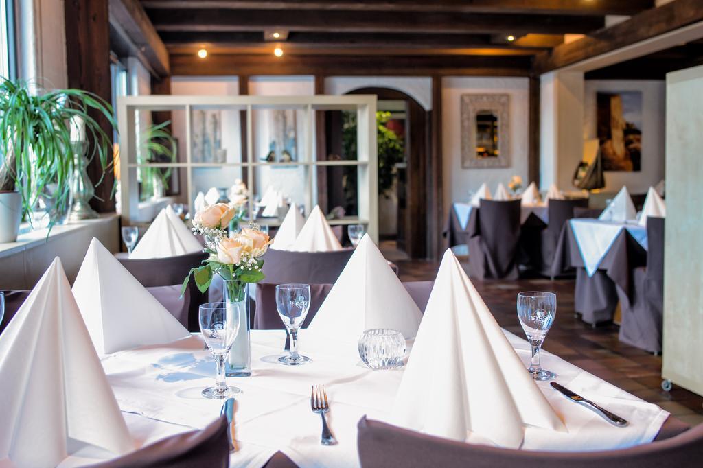Hotel-Restaurant Schwyzerhuesli فيرهيم المظهر الخارجي الصورة
